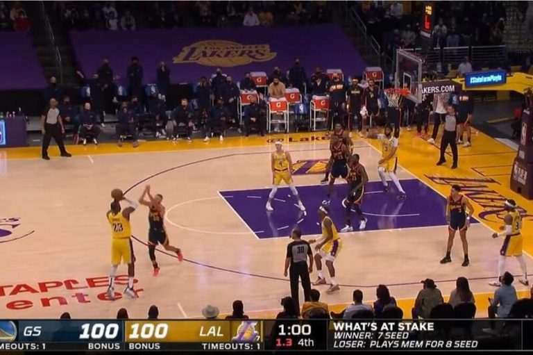 NBA: LeBron James uveo Lakerse u play-off trojkom s deset metara