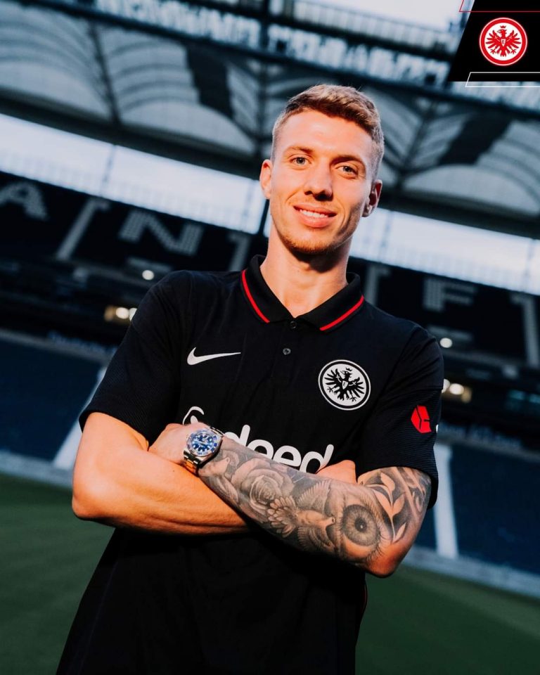 Dinamovac Jakić potpisao za Frankfurt