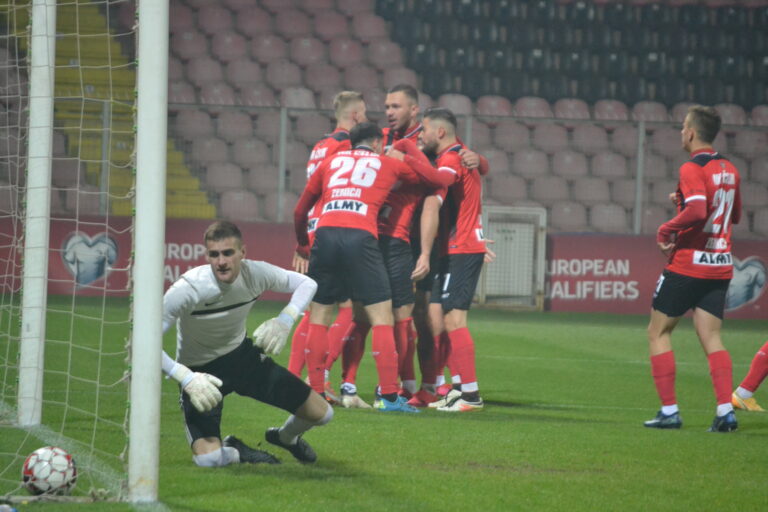 Čelik slavio protiv Natrona, Mahmutović pokazao klasu