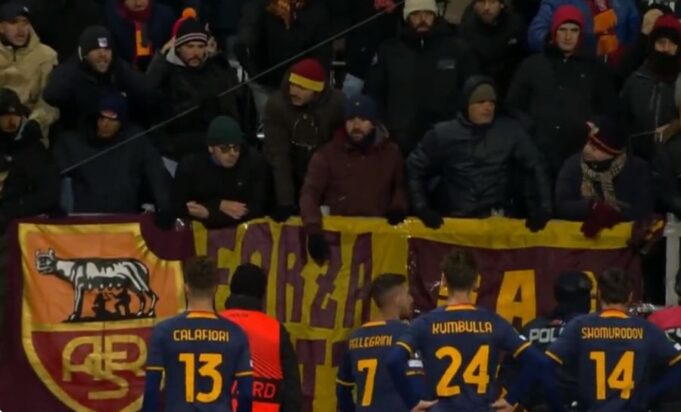 Navijači Rome poslije katastrofe postrojili igrače, oni se izvinjavali