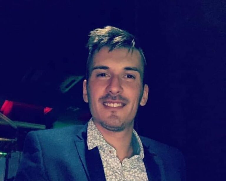 Konjic obavijen tugom: Prijatelji se opraštaju od bh. futsalera Dženana Čeligije