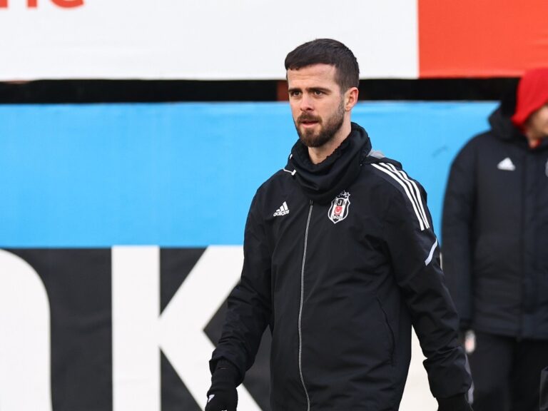 Moćni agent pokušat će Pjaniću završiti veliki transfer