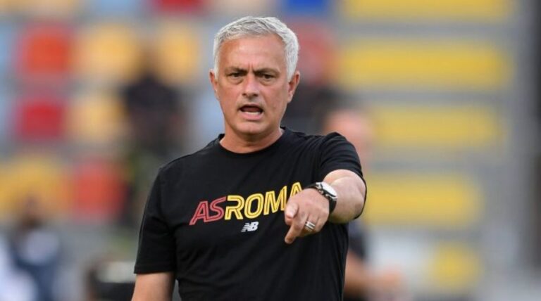Mourinho: Neću govoriti o politici, ali mogu svakog dana urlati – zaustavite rat!